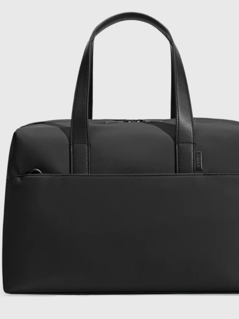 AWAY The Everywhere Bag in Jet Black